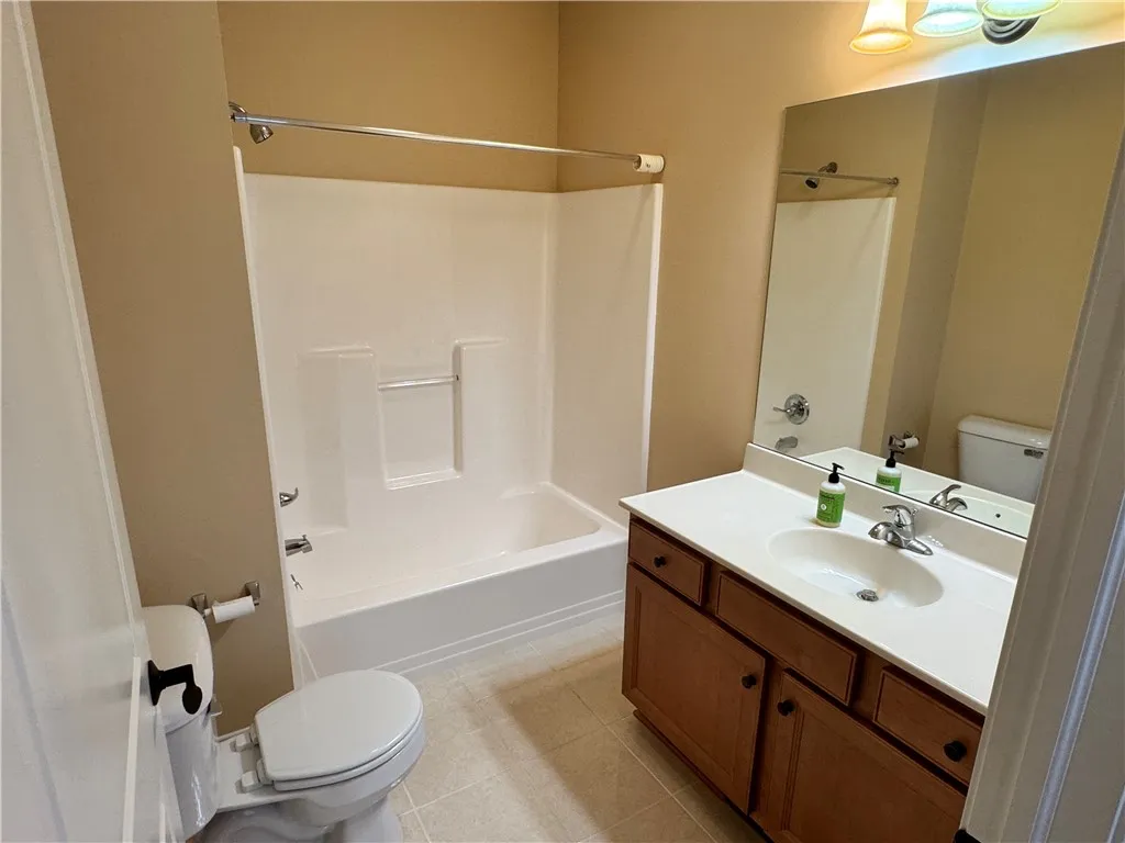 1100 Yorkshire Way, Victor, New York 14564, Victor, New York 14564, 3 Bedrooms Bedrooms, 7 Rooms Rooms,3 BathroomsBathrooms,Residential,For Sale,1100 Yorkshire Way, Victor, New York 14564,R1633045