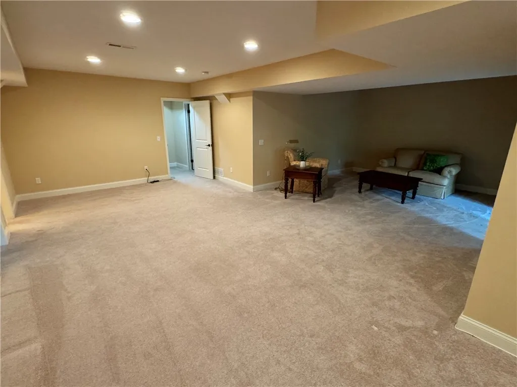 1100 Yorkshire Way, Victor, New York 14564, Victor, New York 14564, 3 Bedrooms Bedrooms, 7 Rooms Rooms,3 BathroomsBathrooms,Residential,For Sale,1100 Yorkshire Way, Victor, New York 14564,R1633045