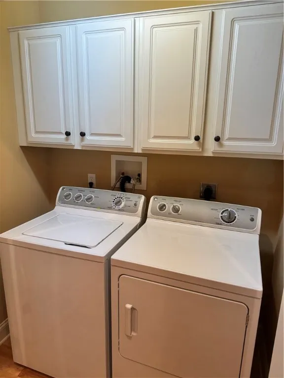 1100 Yorkshire Way, Victor, New York 14564, Victor, New York 14564, 3 Bedrooms Bedrooms, 7 Rooms Rooms,3 BathroomsBathrooms,Residential,For Sale,1100 Yorkshire Way, Victor, New York 14564,R1633045