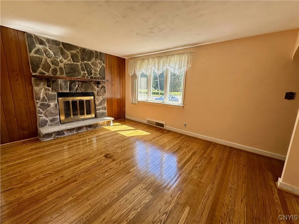 631 Herkimer Road, Utica, New York 13502, Utica, New York 13502, 3 Bedrooms Bedrooms, 6 Rooms Rooms,1 BathroomBathrooms,Residential,For Sale,631 Herkimer Road, Utica, New York 13502,S1632924