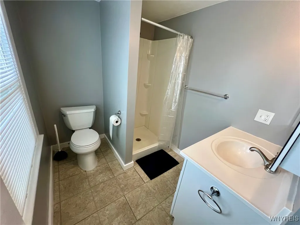 204 Winspear Avenue, Buffalo, New York 14215, Buffalo, New York 14215, 8 Bedrooms Bedrooms, 11 Rooms Rooms,3 BathroomsBathrooms,Residential,For Sale,204 Winspear Avenue, Buffalo, New York 14215,B1632096