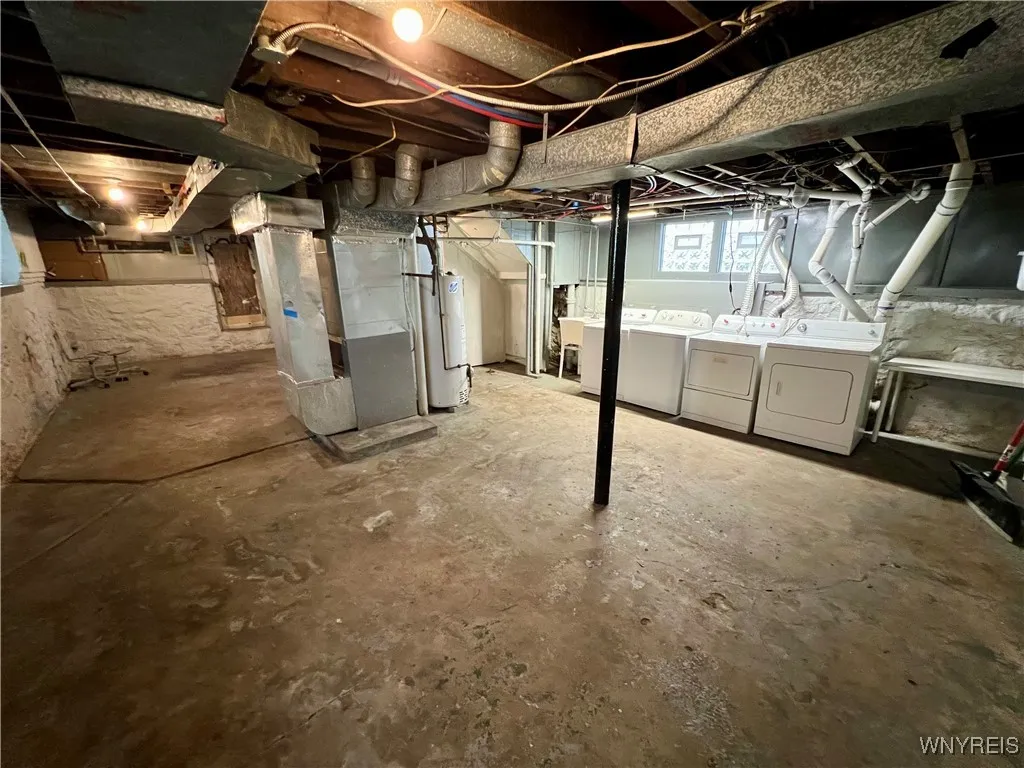 204 Winspear Avenue, Buffalo, New York 14215, Buffalo, New York 14215, 8 Bedrooms Bedrooms, 11 Rooms Rooms,3 BathroomsBathrooms,Residential,For Sale,204 Winspear Avenue, Buffalo, New York 14215,B1632096