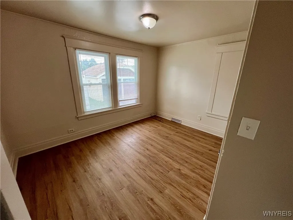 204 Winspear Avenue, Buffalo, New York 14215, Buffalo, New York 14215, 8 Bedrooms Bedrooms, 11 Rooms Rooms,3 BathroomsBathrooms,Residential,For Sale,204 Winspear Avenue, Buffalo, New York 14215,B1632096