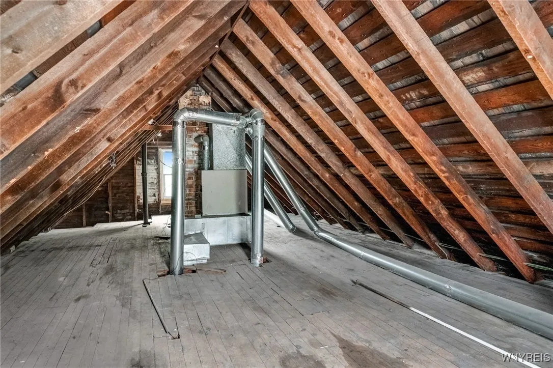 219 Courtland Avenue, Buffalo, New York 14215, Buffalo, New York 14215, 5 Bedrooms Bedrooms, ,2 BathroomsBathrooms,Residential,For Sale,219 Courtland Avenue, Buffalo, New York 14215,B1633111