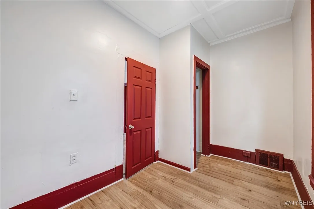 219 Courtland Avenue, Buffalo, New York 14215, Buffalo, New York 14215, 5 Bedrooms Bedrooms, ,2 BathroomsBathrooms,Residential,For Sale,219 Courtland Avenue, Buffalo, New York 14215,B1633111