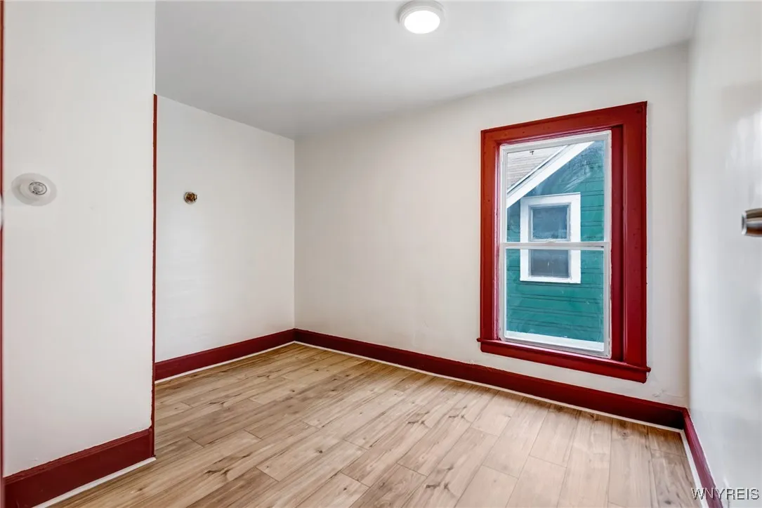 219 Courtland Avenue, Buffalo, New York 14215, Buffalo, New York 14215, 5 Bedrooms Bedrooms, ,2 BathroomsBathrooms,Residential,For Sale,219 Courtland Avenue, Buffalo, New York 14215,B1633111