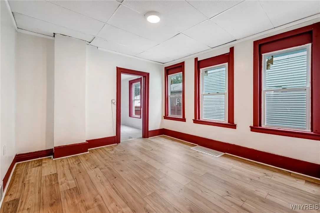 219 Courtland Avenue, Buffalo, New York 14215, Buffalo, New York 14215, 5 Bedrooms Bedrooms, ,2 BathroomsBathrooms,Residential,For Sale,219 Courtland Avenue, Buffalo, New York 14215,B1633111