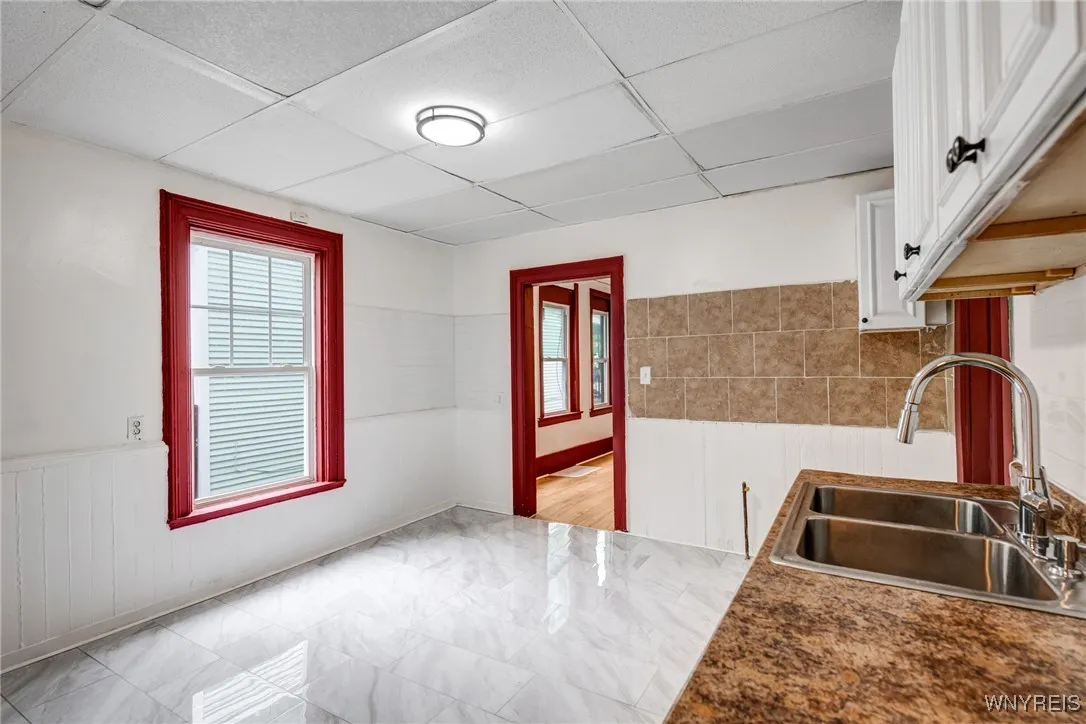 219 Courtland Avenue, Buffalo, New York 14215, Buffalo, New York 14215, 5 Bedrooms Bedrooms, ,2 BathroomsBathrooms,Residential,For Sale,219 Courtland Avenue, Buffalo, New York 14215,B1633111