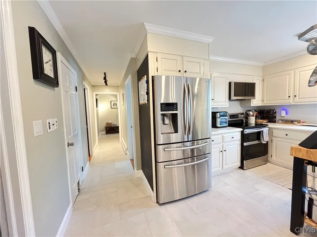 4355 Indianfield Road, Kirkland, New York 13323, Kirkland, New York 13323, 5 Bedrooms Bedrooms, 11 Rooms Rooms,3 BathroomsBathrooms,Residential,For Sale,4355 Indianfield Road, Kirkland, New York 13323,S1633036