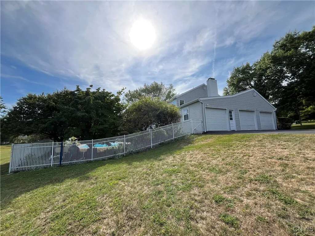 4355 Indianfield Road, Kirkland, New York 13323, Kirkland, New York 13323, 5 Bedrooms Bedrooms, 11 Rooms Rooms,3 BathroomsBathrooms,Residential,For Sale,4355 Indianfield Road, Kirkland, New York 13323,S1633036