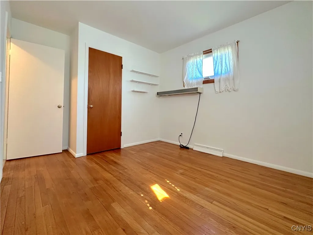 Bedroom #1
