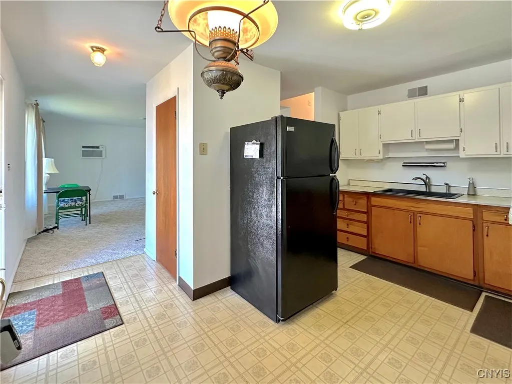 502 Mary Elaine Drive, Utica, New York 13502, Utica, New York 13502, 3 Bedrooms Bedrooms, 6 Rooms Rooms,1 BathroomBathrooms,Residential,For Sale,502 Mary Elaine Drive, Utica, New York 13502,S1628347