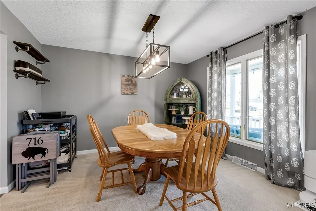 41 Summerfield Drive, Lancaster, New York 14086, Lancaster, New York 14086, 4 Bedrooms Bedrooms, 9 Rooms Rooms,3 BathroomsBathrooms,Residential,For Sale,41 Summerfield Drive, Lancaster, New York 14086,B1632700