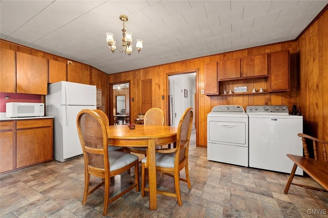 410 Utica Road, Utica, New York 13502, Utica, New York 13502, 3 Bedrooms Bedrooms, 6 Rooms Rooms,1 BathroomBathrooms,Residential,For Sale,410 Utica Road, Utica, New York 13502,S1633109