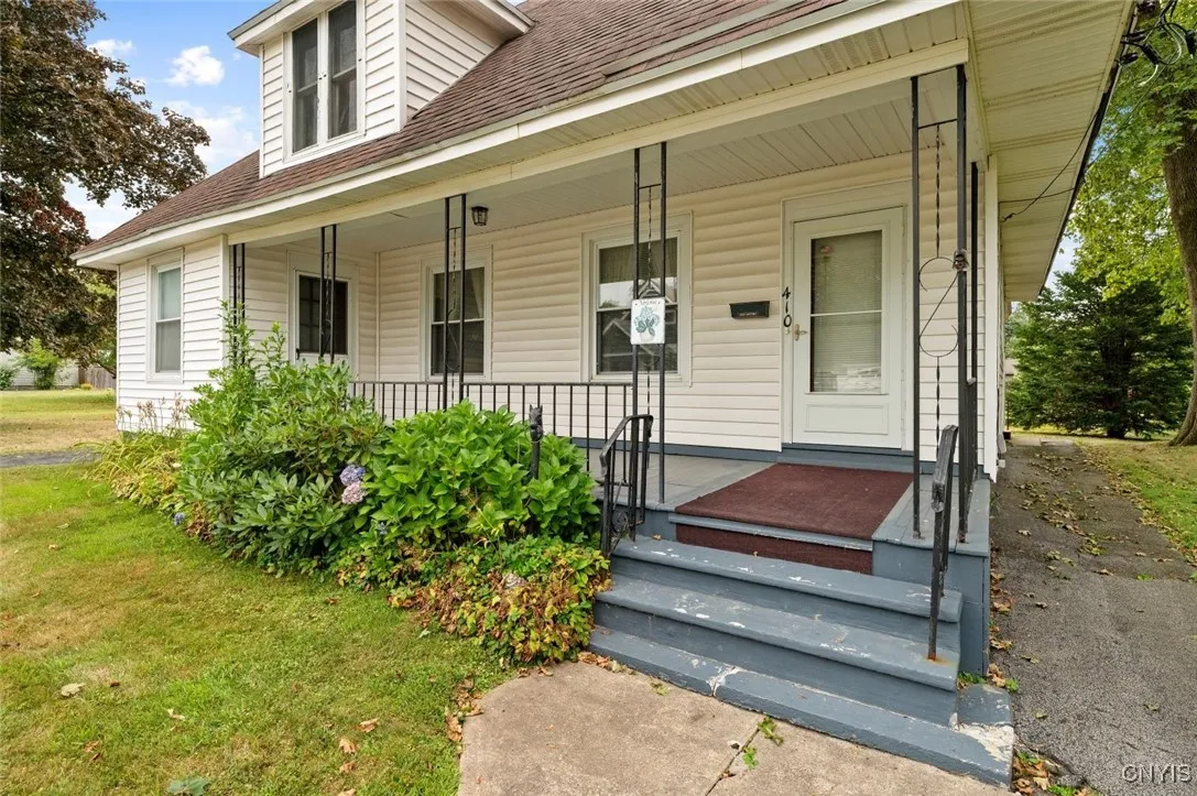 410 Utica Road, Utica, New York 13502, Utica, New York 13502, 3 Bedrooms Bedrooms, 6 Rooms Rooms,1 BathroomBathrooms,Residential,For Sale,410 Utica Road, Utica, New York 13502,S1633109