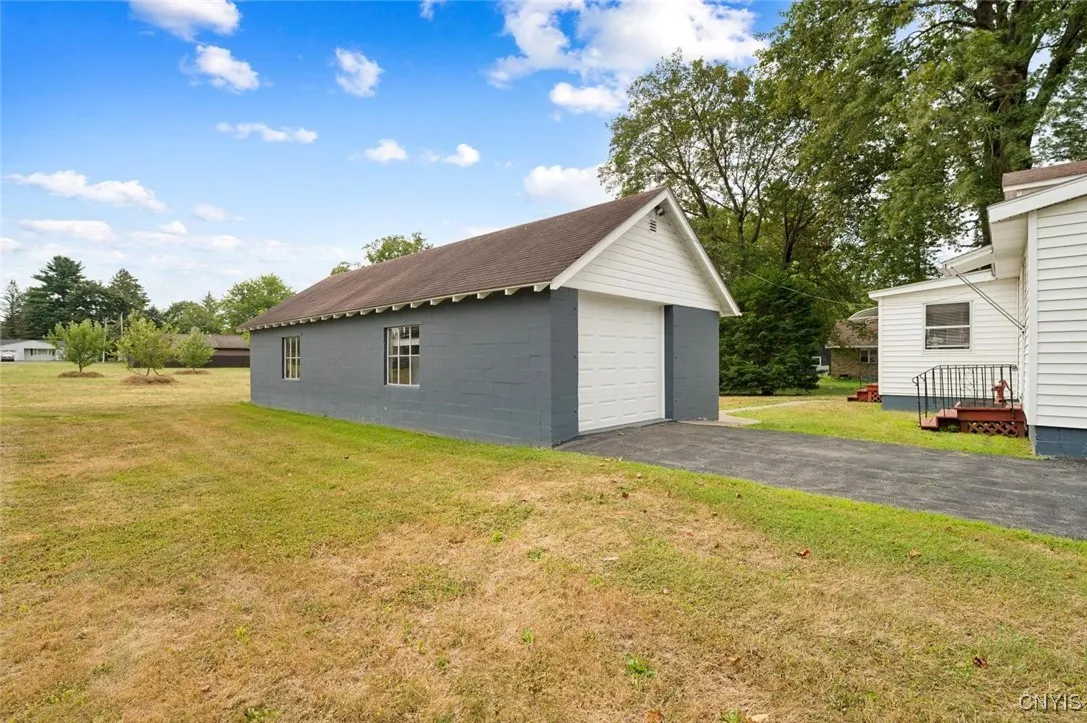 410 Utica Road, Utica, New York 13502, Utica, New York 13502, 3 Bedrooms Bedrooms, 6 Rooms Rooms,1 BathroomBathrooms,Residential,For Sale,410 Utica Road, Utica, New York 13502,S1633109