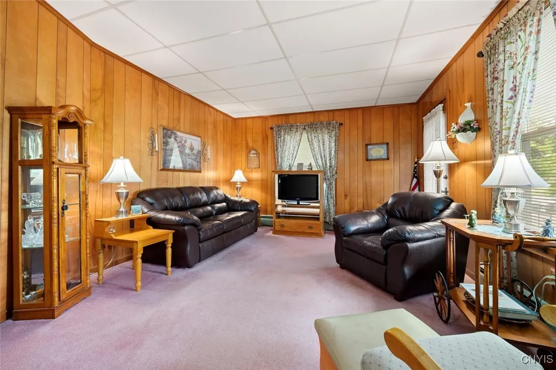 410 Utica Road, Utica, New York 13502, Utica, New York 13502, 3 Bedrooms Bedrooms, 6 Rooms Rooms,1 BathroomBathrooms,Residential,For Sale,410 Utica Road, Utica, New York 13502,S1633109