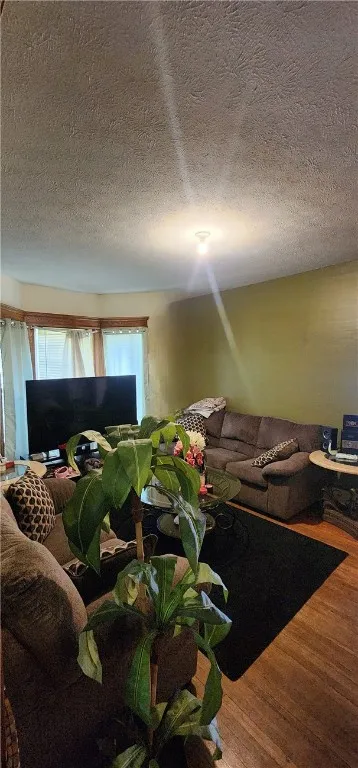 66 East Main Street, Webster, New York 14580, Webster, New York 14580, 5 Bedrooms Bedrooms, 15 Rooms Rooms,3 BathroomsBathrooms,Residential,For Sale,66 East Main Street, Webster, New York 14580,R1633075