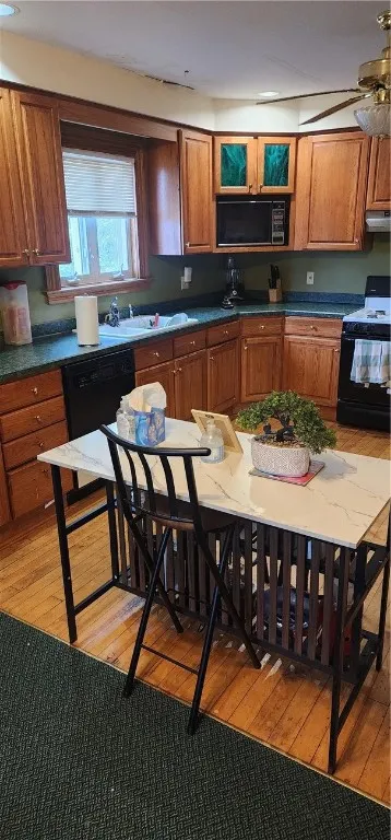 66 East Main Street, Webster, New York 14580, Webster, New York 14580, 6 Bedrooms Bedrooms, ,3 BathroomsBathrooms,Residential,For Sale,66 East Main Street, Webster, New York 14580,R1633081