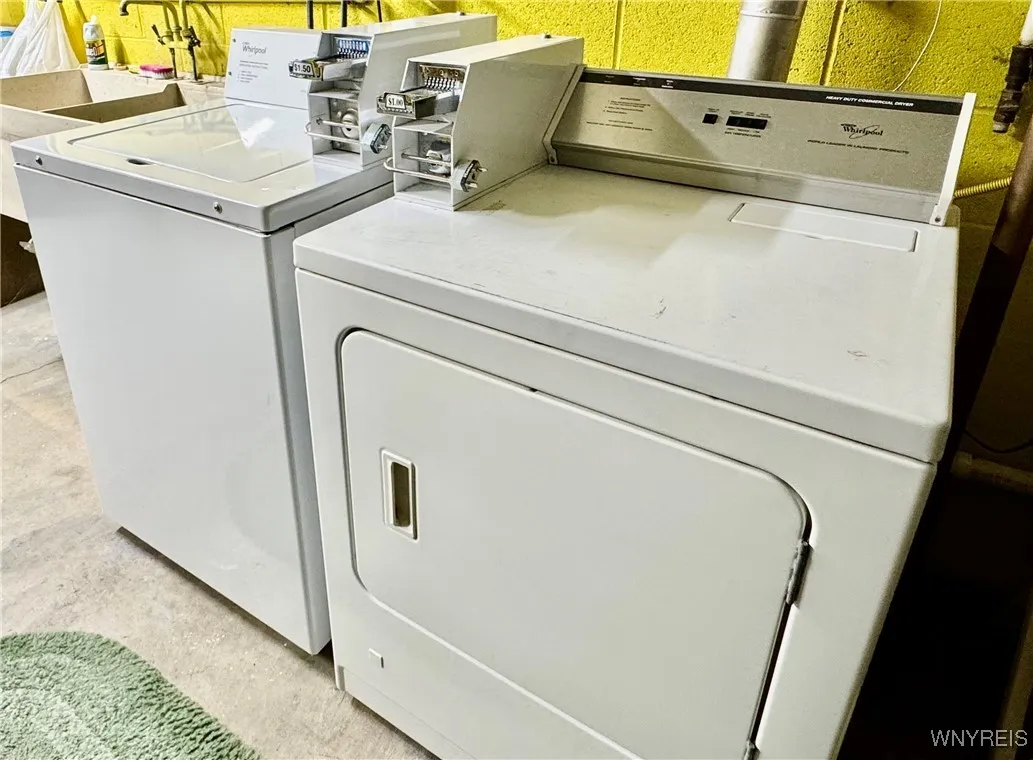 Common Laundry Room