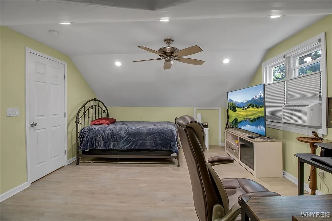 577 Capen Boulevard, Amherst, New York 14226, Amherst, New York 14226, 3 Bedrooms Bedrooms, 6 Rooms Rooms,1 BathroomBathrooms,Residential,For Sale,577 Capen Boulevard, Amherst, New York 14226,B1630710
