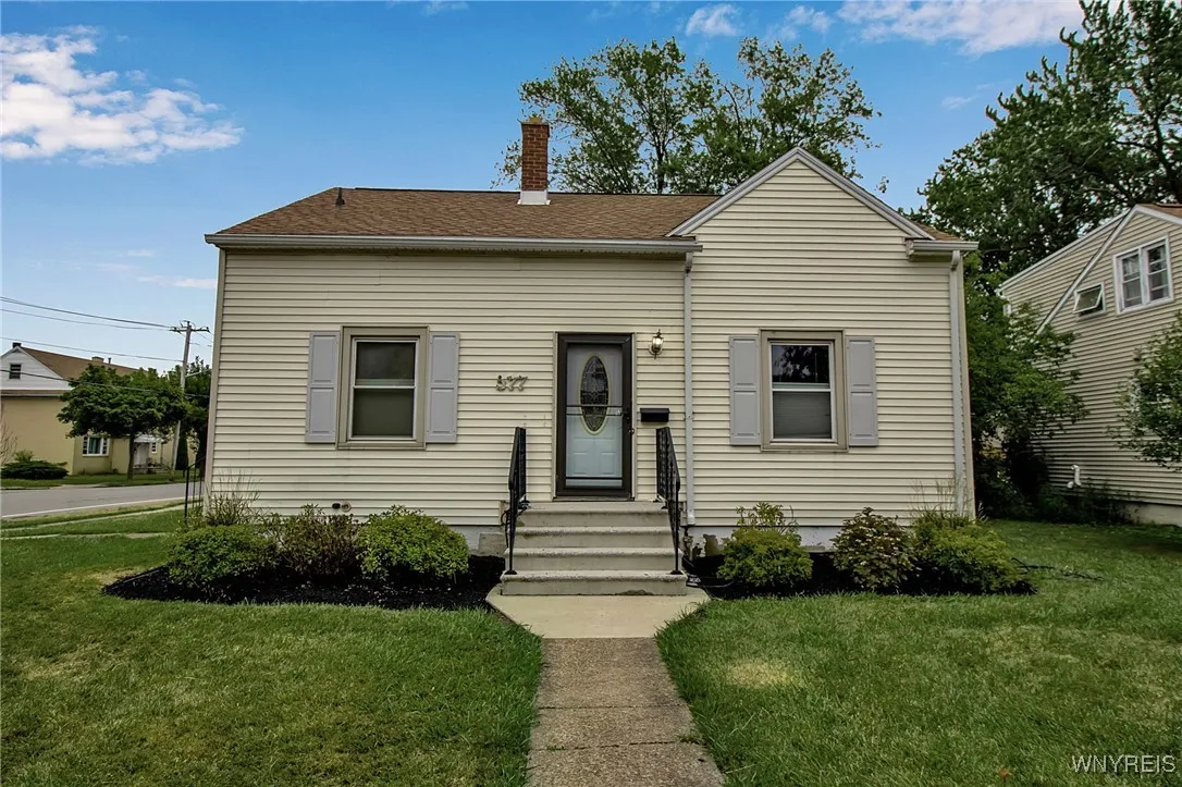 577 Capen Boulevard, Amherst, New York 14226, Amherst, New York 14226, 3 Bedrooms Bedrooms, 6 Rooms Rooms,1 BathroomBathrooms,Residential,Closed,577 Capen Boulevard, Amherst, New York 14226,0,B1630710