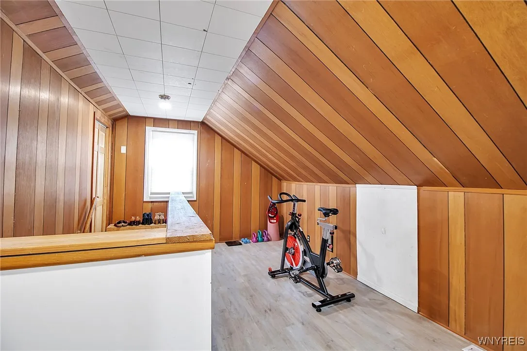 577 Capen Boulevard, Amherst, New York 14226, Amherst, New York 14226, 3 Bedrooms Bedrooms, 6 Rooms Rooms,1 BathroomBathrooms,Residential,For Sale,577 Capen Boulevard, Amherst, New York 14226,B1630710