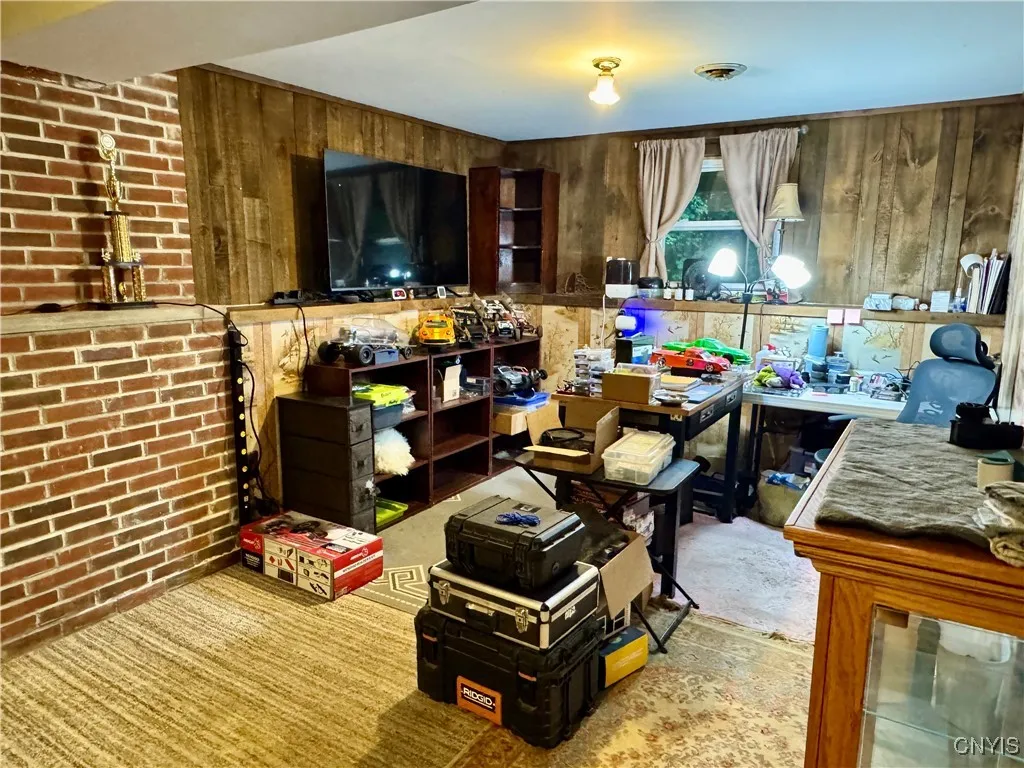 9279 Hayes Road, Marcy, New York 13403, Marcy, New York 13403, 3 Bedrooms Bedrooms, 7 Rooms Rooms,2 BathroomsBathrooms,Residential,For Sale,9279 Hayes Road, Marcy, New York 13403,S1633076
