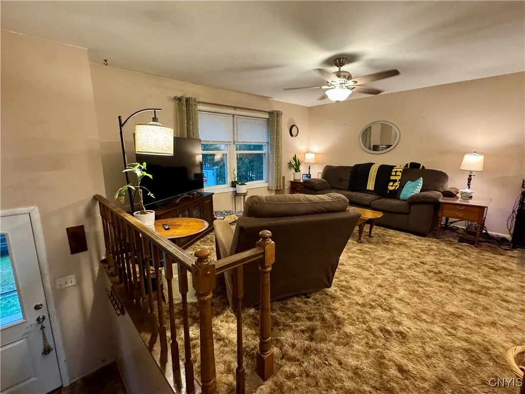 9279 Hayes Road, Marcy, New York 13403, Marcy, New York 13403, 3 Bedrooms Bedrooms, 7 Rooms Rooms,2 BathroomsBathrooms,Residential,For Sale,9279 Hayes Road, Marcy, New York 13403,S1633076