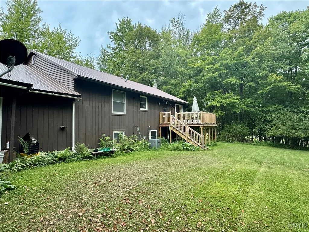9279 Hayes Road, Marcy, New York 13403, Marcy, New York 13403, 3 Bedrooms Bedrooms, 7 Rooms Rooms,2 BathroomsBathrooms,Residential,For Sale,9279 Hayes Road, Marcy, New York 13403,S1633076