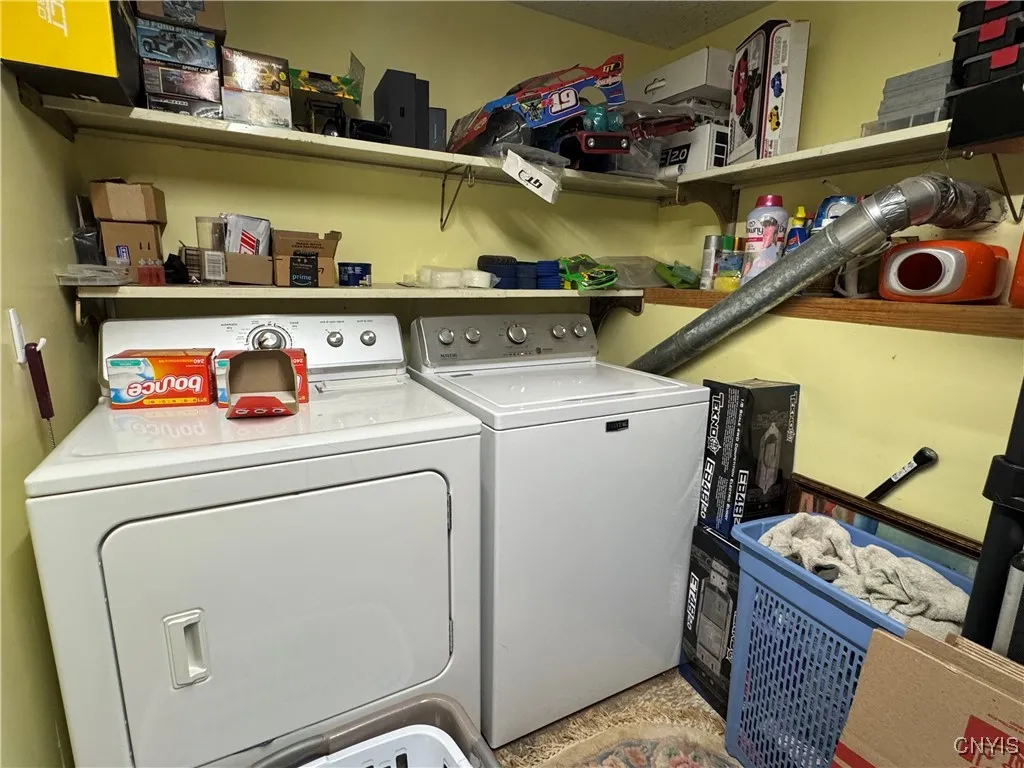 9279 Hayes Road, Marcy, New York 13403, Marcy, New York 13403, 3 Bedrooms Bedrooms, 7 Rooms Rooms,2 BathroomsBathrooms,Residential,For Sale,9279 Hayes Road, Marcy, New York 13403,S1633076