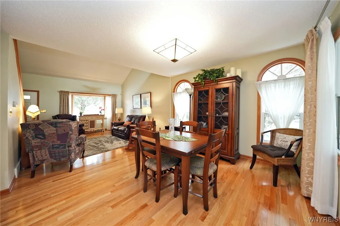 17 Old Mill Circle, Elma, New York 14059, Elma, New York 14059, 2 Bedrooms Bedrooms, 10 Rooms Rooms,2 BathroomsBathrooms,Residential,For Sale,17 Old Mill Circle, Elma, New York 14059,B1632760