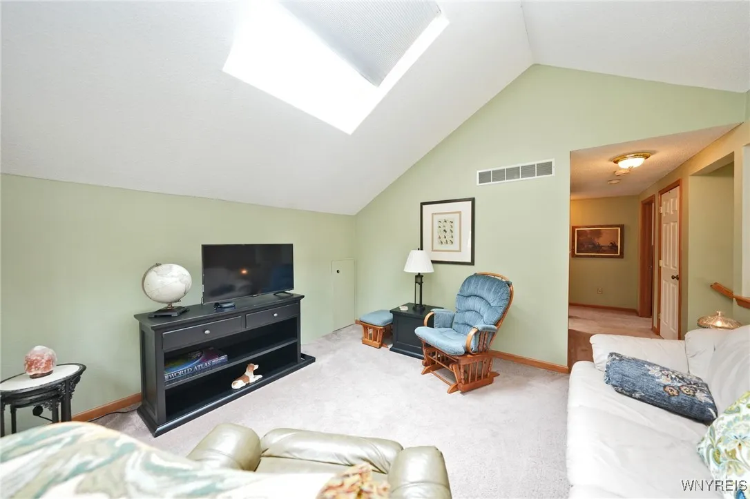 17 Old Mill Circle, Elma, New York 14059, Elma, New York 14059, 2 Bedrooms Bedrooms, 10 Rooms Rooms,2 BathroomsBathrooms,Residential,For Sale,17 Old Mill Circle, Elma, New York 14059,B1632760