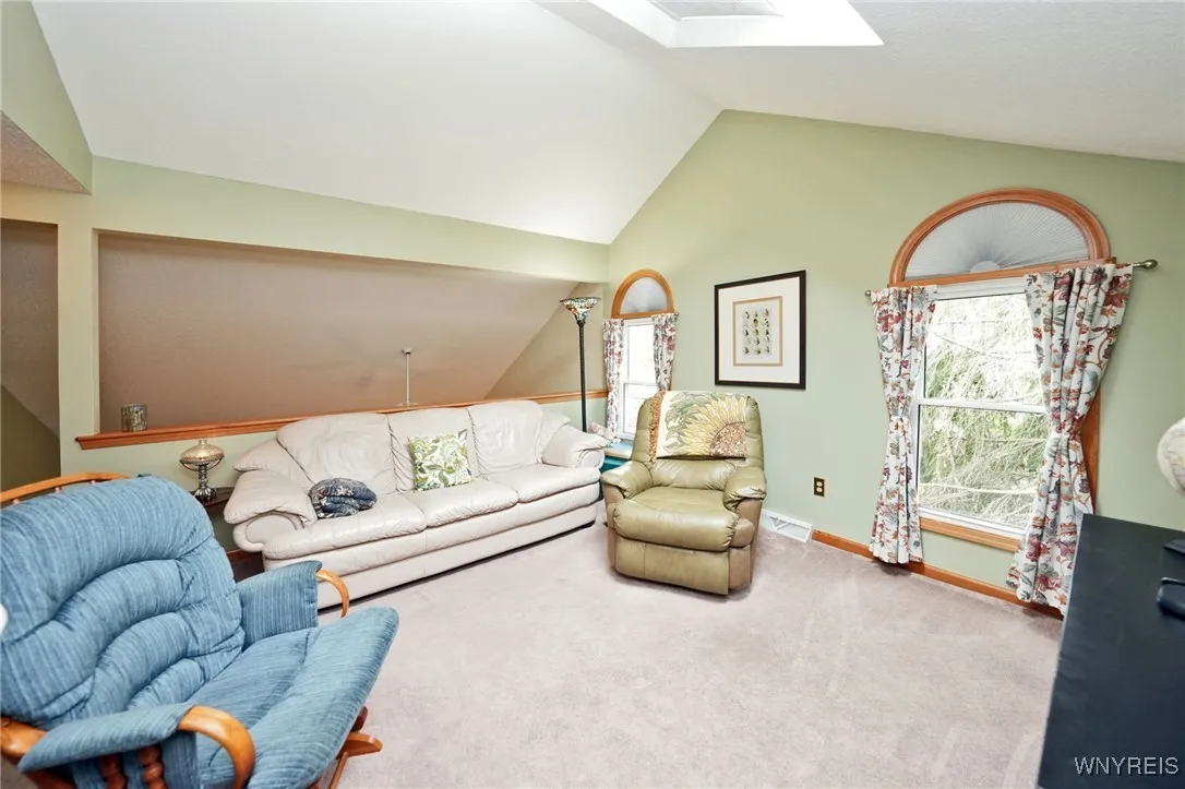 17 Old Mill Circle, Elma, New York 14059, Elma, New York 14059, 2 Bedrooms Bedrooms, 10 Rooms Rooms,2 BathroomsBathrooms,Residential,For Sale,17 Old Mill Circle, Elma, New York 14059,B1632760