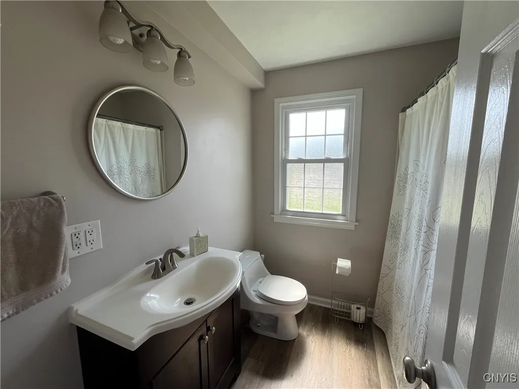 304 Pleasantview Drive, Salina, New York 13088, Salina, New York 13088, 3 Bedrooms Bedrooms, 6 Rooms Rooms,1 BathroomBathrooms,Residential Lease,For Rent,304 Pleasantview Drive, Salina, New York 13088,S1633005
