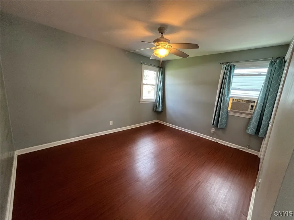 304 Pleasantview Drive, Salina, New York 13088, Salina, New York 13088, 3 Bedrooms Bedrooms, 6 Rooms Rooms,1 BathroomBathrooms,Residential Lease,For Rent,304 Pleasantview Drive, Salina, New York 13088,S1633005