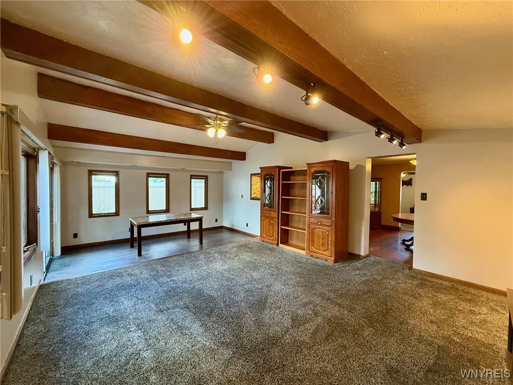 2722 Willow Avenue, Niagara Falls, New York 14305, Niagara Falls, New York 14305, 3 Bedrooms Bedrooms, 7 Rooms Rooms,1 BathroomBathrooms,Residential,For Sale,2722 Willow Avenue, Niagara Falls, New York 14305,B1624553
