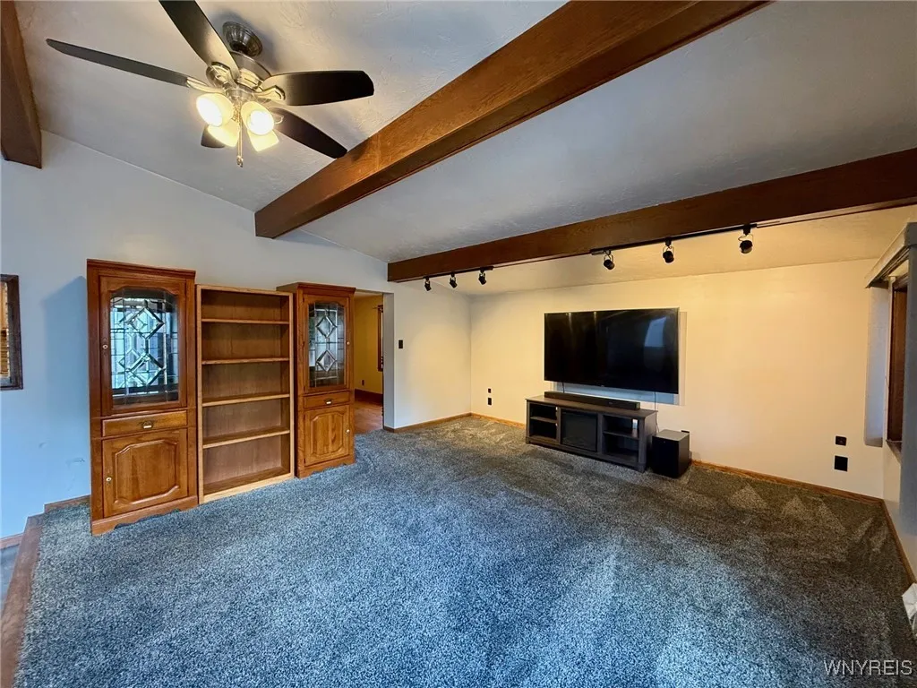 2722 Willow Avenue, Niagara Falls, New York 14305, Niagara Falls, New York 14305, 3 Bedrooms Bedrooms, 7 Rooms Rooms,1 BathroomBathrooms,Residential,For Sale,2722 Willow Avenue, Niagara Falls, New York 14305,B1624553