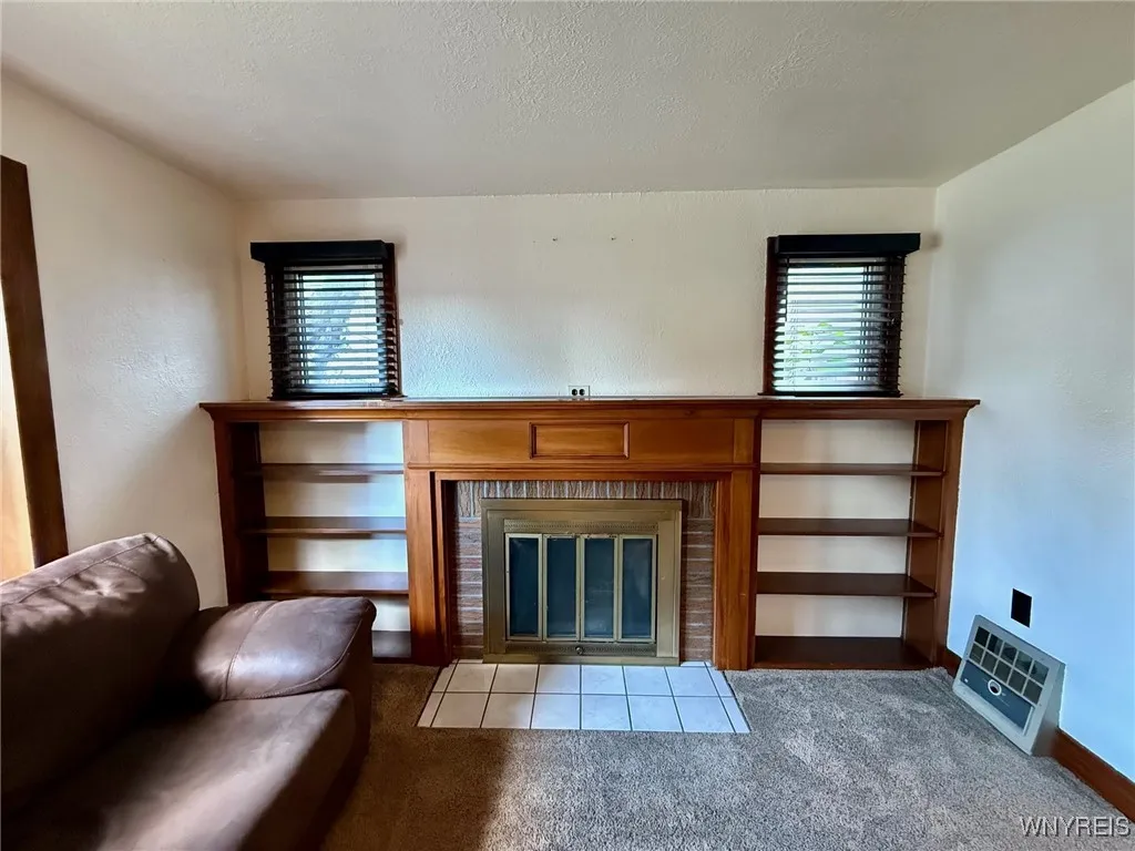 2722 Willow Avenue, Niagara Falls, New York 14305, Niagara Falls, New York 14305, 3 Bedrooms Bedrooms, 7 Rooms Rooms,1 BathroomBathrooms,Residential,For Sale,2722 Willow Avenue, Niagara Falls, New York 14305,B1624553