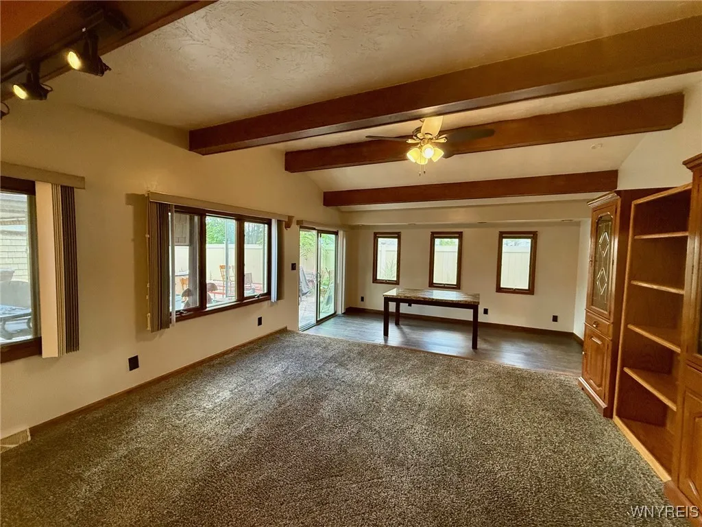 2722 Willow Avenue, Niagara Falls, New York 14305, Niagara Falls, New York 14305, 3 Bedrooms Bedrooms, 7 Rooms Rooms,1 BathroomBathrooms,Residential,For Sale,2722 Willow Avenue, Niagara Falls, New York 14305,B1624553