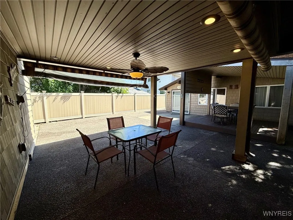2722 Willow Avenue, Niagara Falls, New York 14305, Niagara Falls, New York 14305, 3 Bedrooms Bedrooms, 7 Rooms Rooms,1 BathroomBathrooms,Residential,For Sale,2722 Willow Avenue, Niagara Falls, New York 14305,B1624553