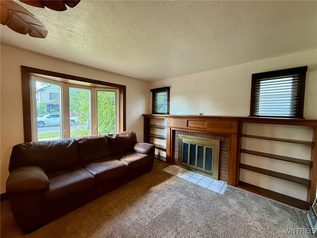 
Beautiful bay window fills the space with natural sunlight, creating a warm and inviting atmosphere.
