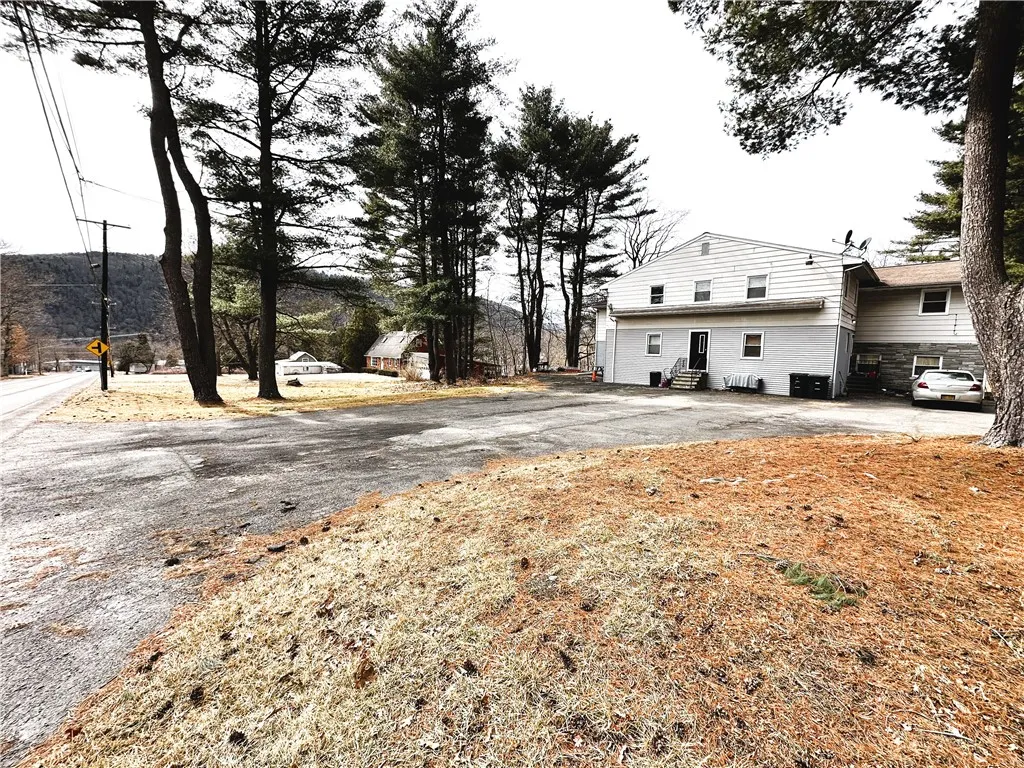 27 Harris Hill Road, Big Flats, New York 14903, Big Flats, New York 14903, 7 Bedrooms Bedrooms, ,6 BathroomsBathrooms,Residential,For Sale,27 Harris Hill Road, Big Flats, New York 14903,R1633050