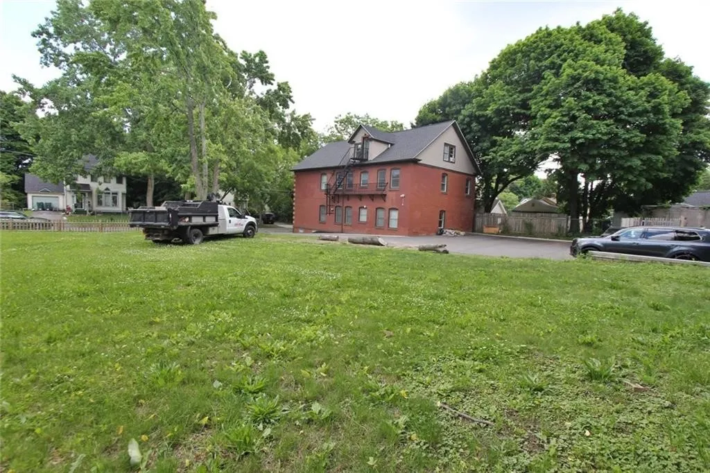 17 3rd Street, Rochester, New York 14605, Rochester, New York 14605, ,Commercial Sale,For Sale,17 3rd Street, Rochester, New York 14605,R1632789
