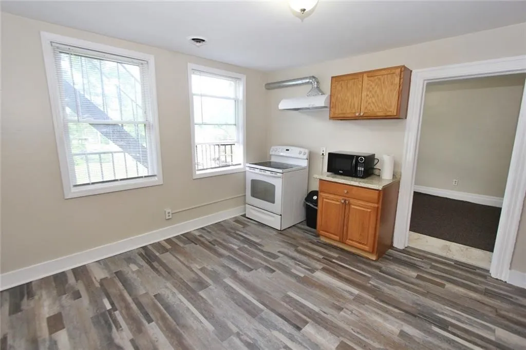 17 3rd Street, Rochester, New York 14605, Rochester, New York 14605, ,Commercial Sale,For Sale,17 3rd Street, Rochester, New York 14605,R1632789