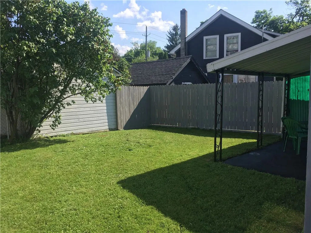 750 Robinson Street, Elmira City, New York 14904, Elmira City, New York 14904, 3 Bedrooms Bedrooms, 8 Rooms Rooms,1 BathroomBathrooms,Residential Lease,For Rent,750 Robinson Street, Elmira City, New York 14904,R1632867