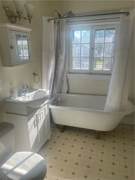 750 Robinson Street, Elmira City, New York 14904, Elmira City, New York 14904, 3 Bedrooms Bedrooms, 8 Rooms Rooms,1 BathroomBathrooms,Residential Lease,For Rent,750 Robinson Street, Elmira City, New York 14904,R1632867