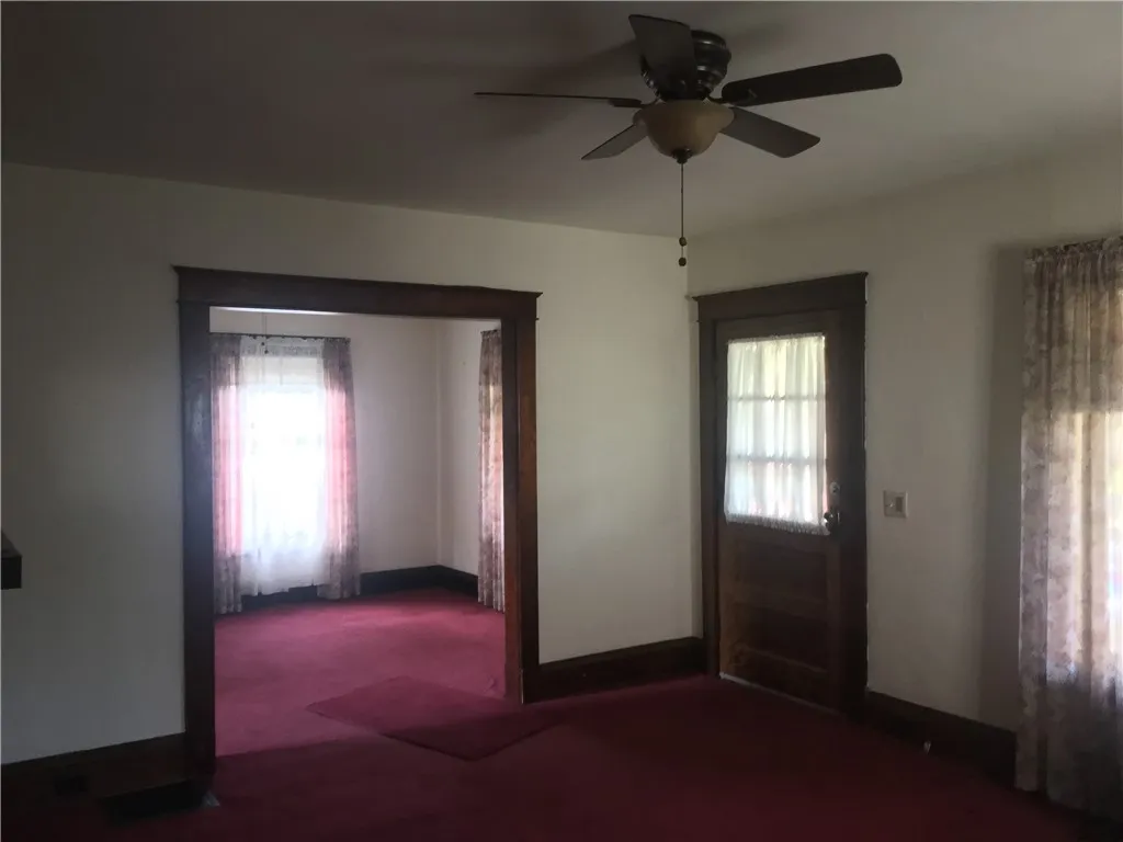750 Robinson Street, Elmira City, New York 14904, Elmira City, New York 14904, 3 Bedrooms Bedrooms, 8 Rooms Rooms,1 BathroomBathrooms,Residential Lease,For Rent,750 Robinson Street, Elmira City, New York 14904,R1632867