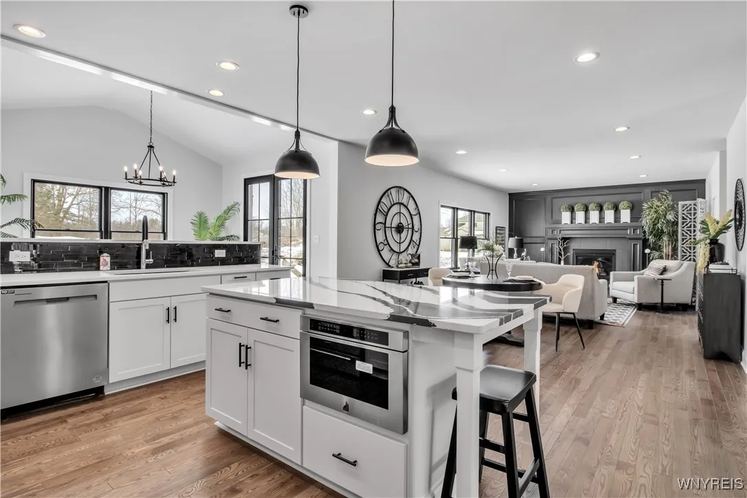 4 Streamsong Court, Amherst, New York 14051, Amherst, New York 14051, 4 Bedrooms Bedrooms, 9 Rooms Rooms,3 BathroomsBathrooms,Residential,For Sale,4 Streamsong Court, Amherst, New York 14051,B1633124