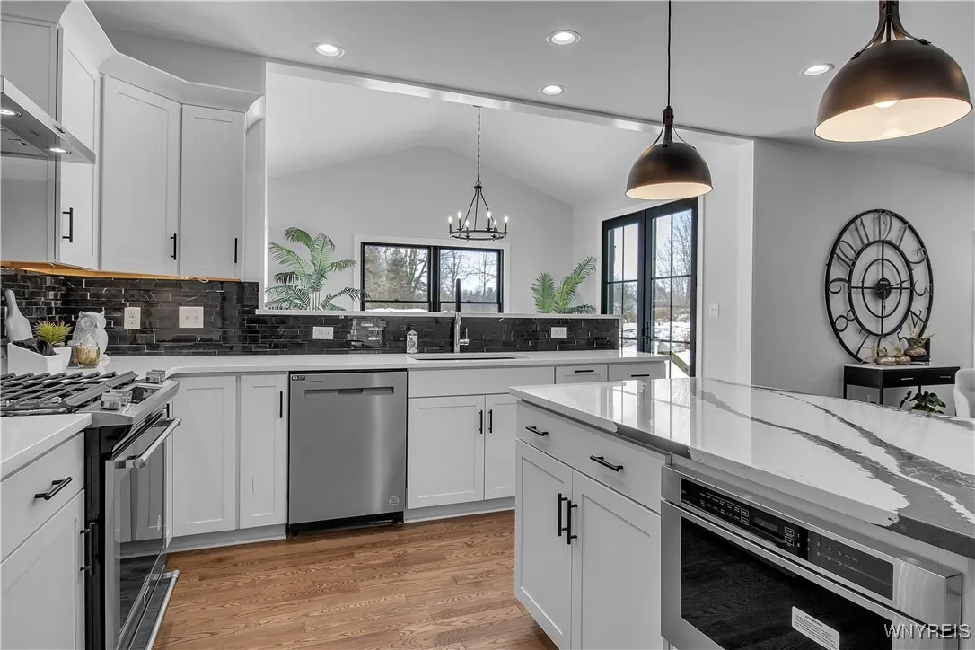 4 Streamsong Court, Amherst, New York 14051, Amherst, New York 14051, 4 Bedrooms Bedrooms, 9 Rooms Rooms,3 BathroomsBathrooms,Residential,For Sale,4 Streamsong Court, Amherst, New York 14051,B1633124